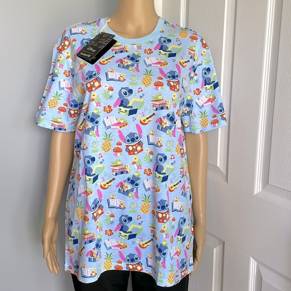 Loungefly Disney Lilo & Stitch Graphic T-shirt Reading Music BookTok - M - Picture 1 of 10